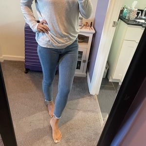 NWOT Express Frayed Hem Skinny Jeans